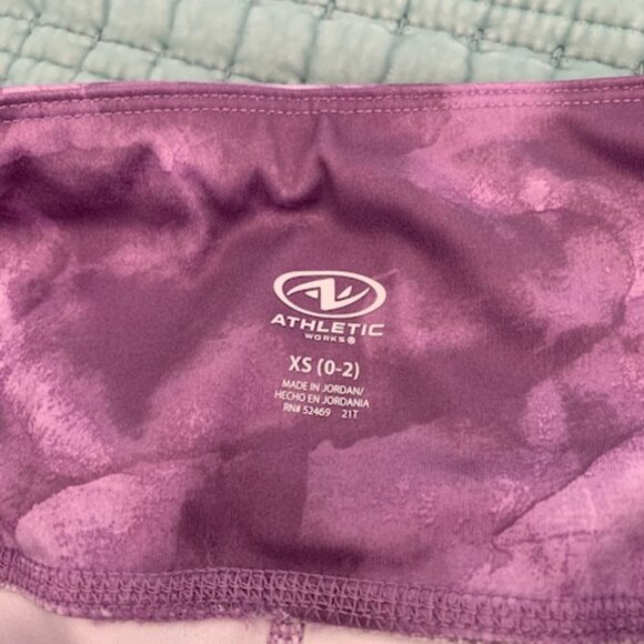 Athletic Bike Shorts - Picture 2 of 3